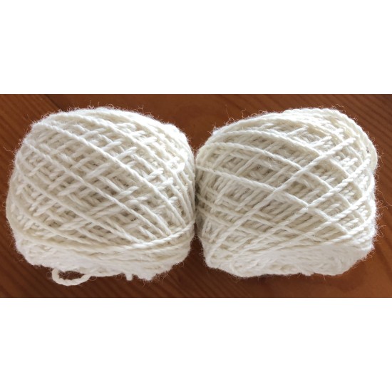 Alpaca Yarn, Natural White 5-8 Ply (Grantham)